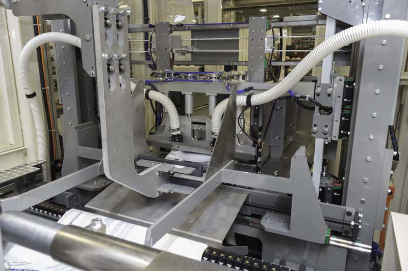 a seal bar in tissue packaging production